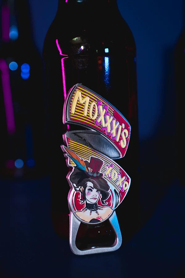 Borderlands Moxxxi’s Bottle Opener - Image 3