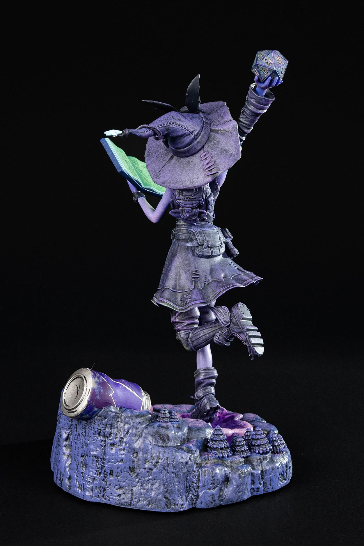 Tiny Tina’s Wonderland Tina the Maker PVC Figure - Image 4